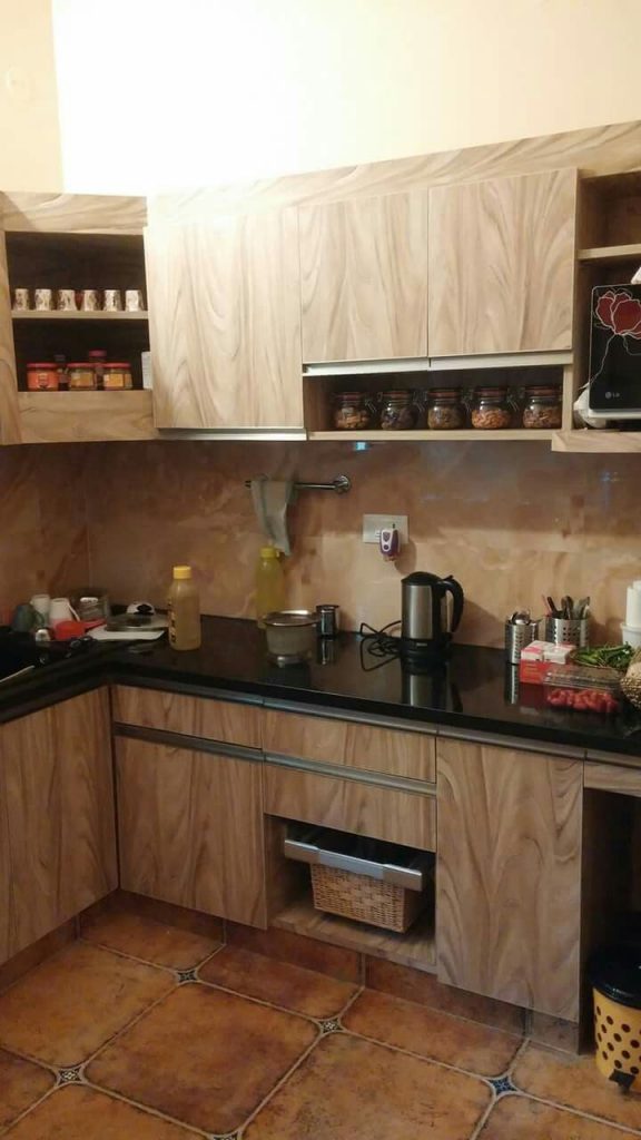 kitchen laminates color combination