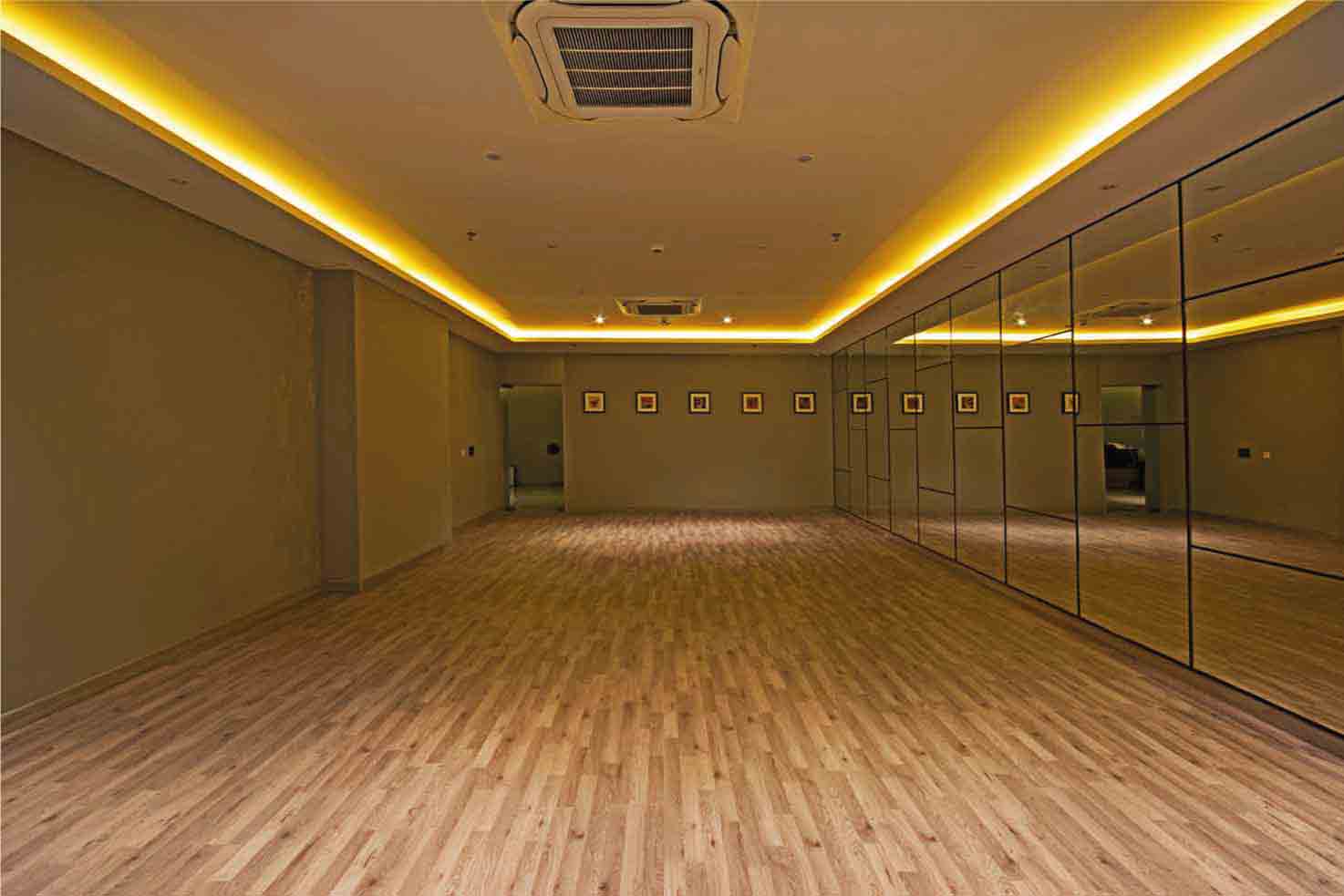 Ready to move flats in Salt Lake